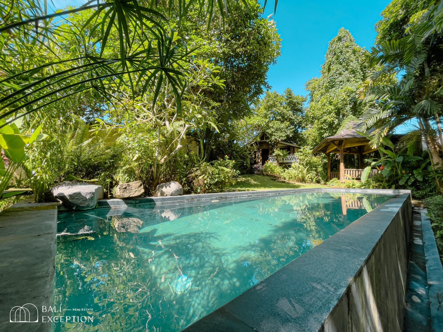 RIVER VIEW AND JUNGLE VIEW 3 BEDROOM VILLA FOR SALE LEASEHOLD IN PERERENAN BE-2071 